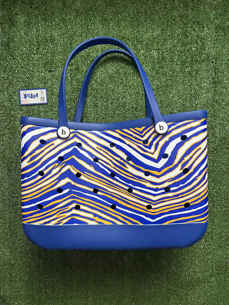 Buffalo Hockey Striped Bogg Bag