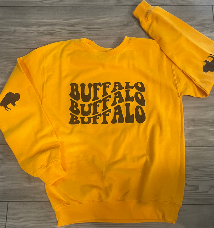 FLASH SALE Yellow Groovy Buffalo Crew